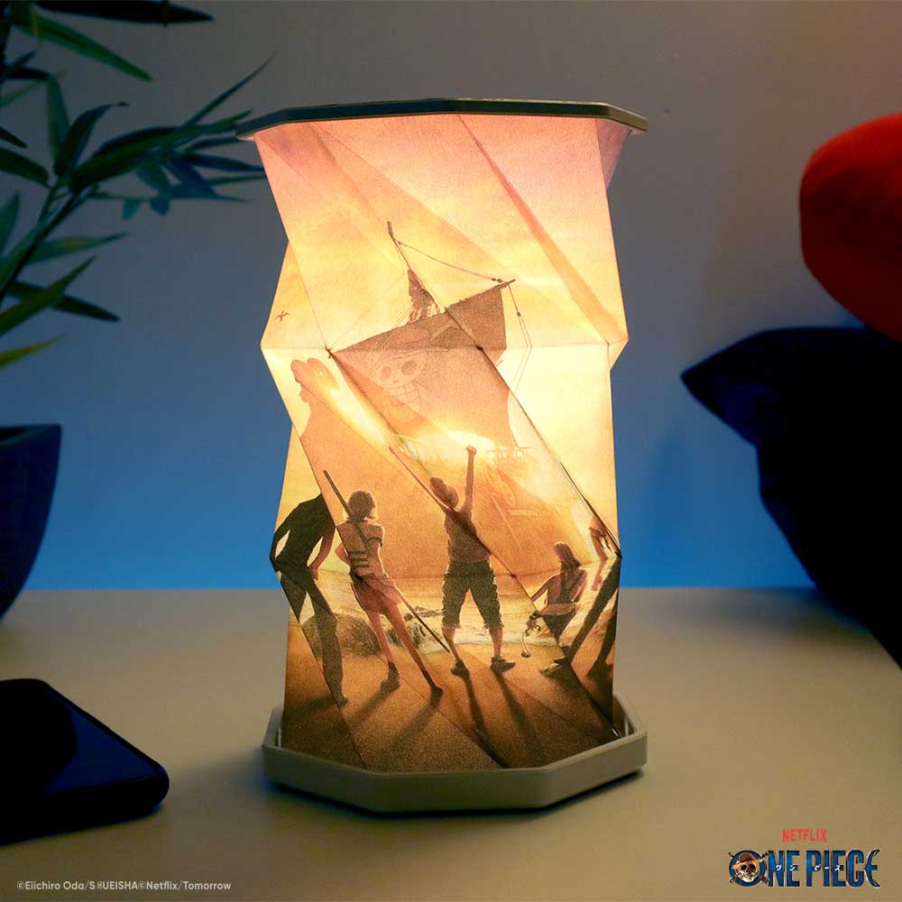Official One Piece Straw Hat Crew Foldable Lamp (21cm)